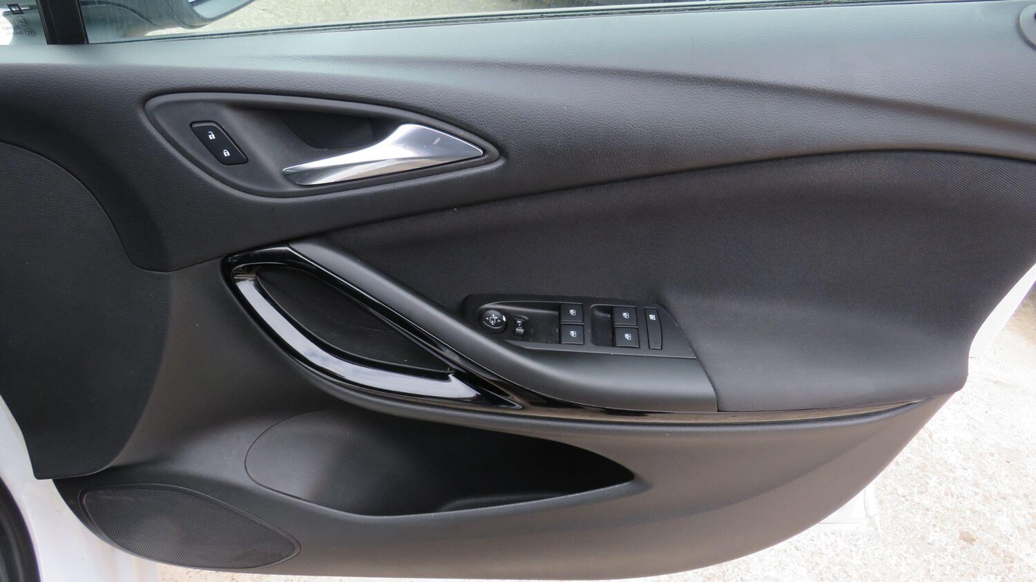 Used Vauxhall Astra for sale - 76997756: Photo 13