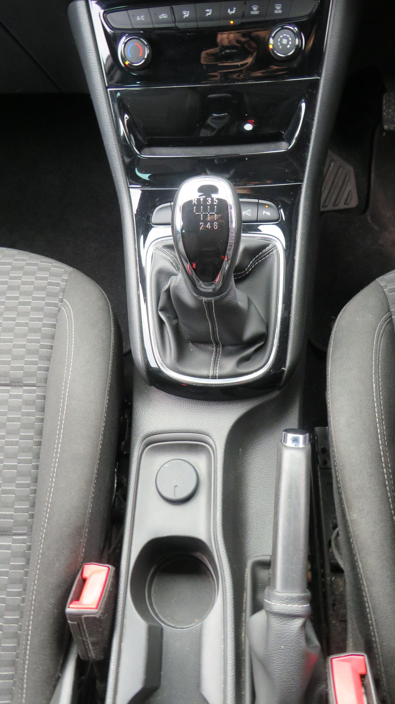 Used Vauxhall Astra for sale - 76997756: Photo 30