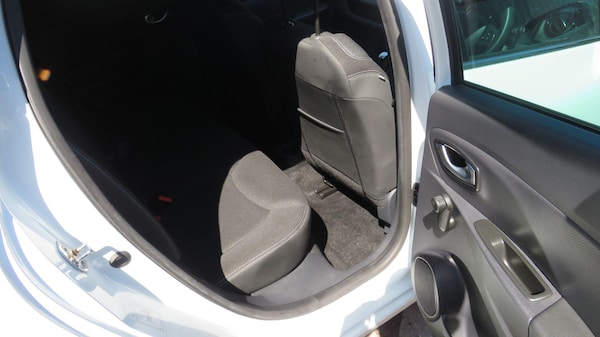 Used Renault Clio 2019 for sale - 74686519: Photo 14