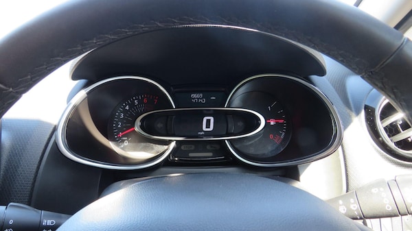 Used Renault Clio 2019 for sale - 74686519: Photo 20