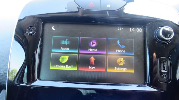 Used Renault Clio 2019 for sale - 74686519: Photo 27