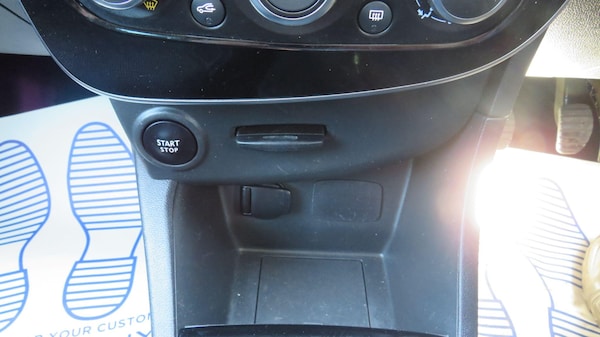 Used Renault Clio 2019 for sale - 74686519: Photo 29