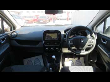 Used Renault Clio 2019 for sale - 74686519: Photo