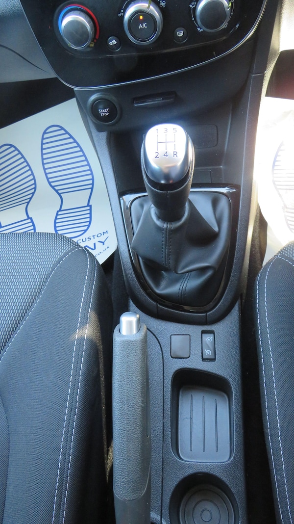 Used Renault Clio 2019 for sale - 74686519: Photo 30