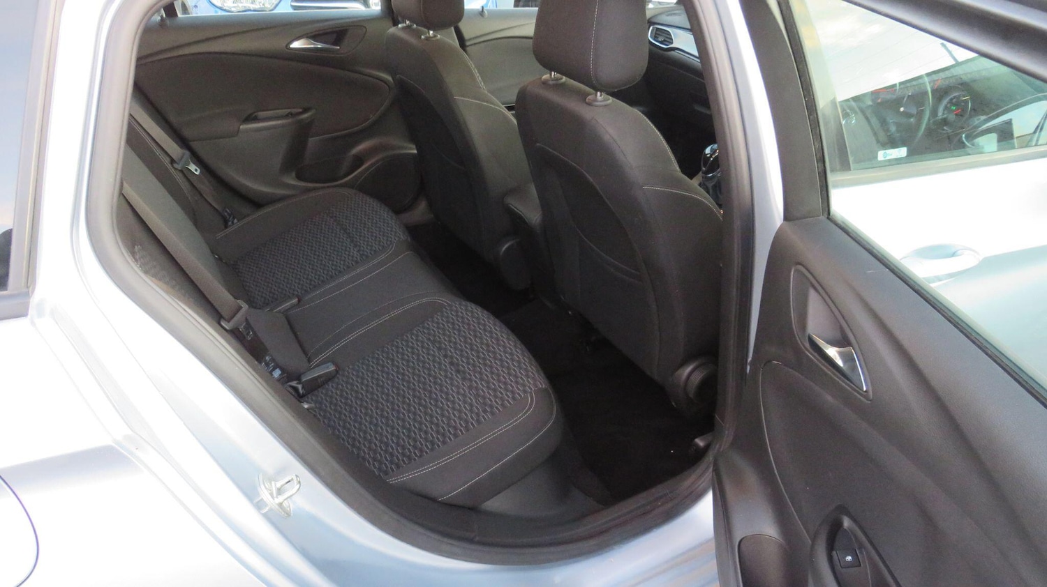 Used Vauxhall Astra 2018 for sale - 76671569: Photo 14