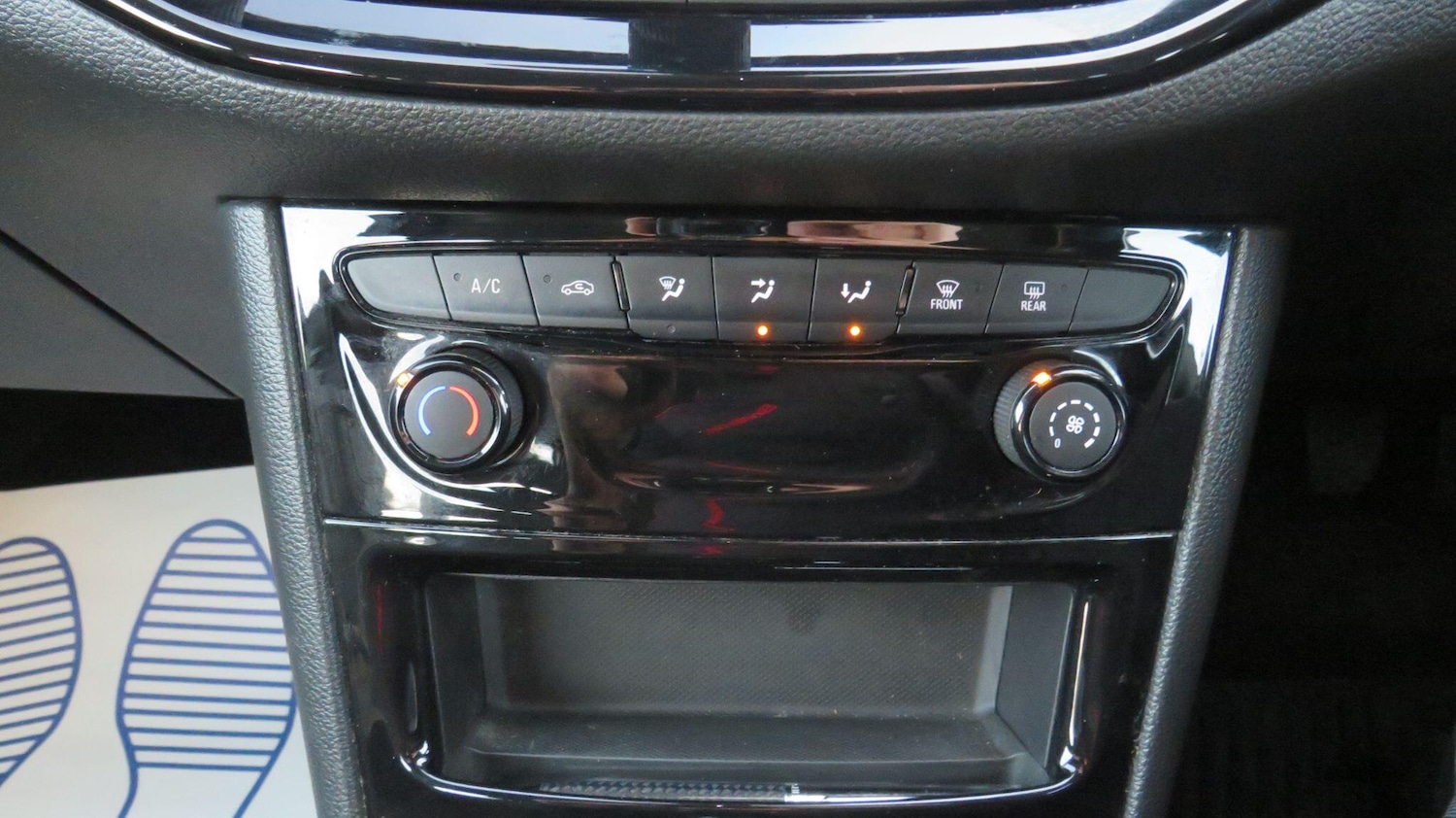 Used Vauxhall Astra 2018 for sale - 76671569: Photo 28