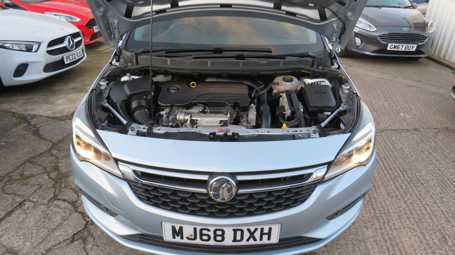 Used Vauxhall Astra 2018 for sale - 76671569: Photo 32
