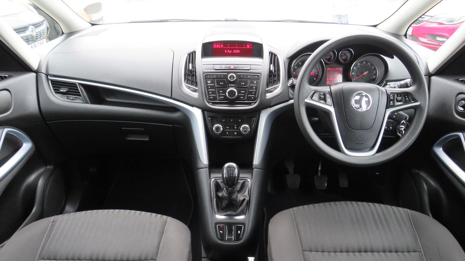 Used Vauxhall Zafira Tourer for sale - 78214844: Photo 2