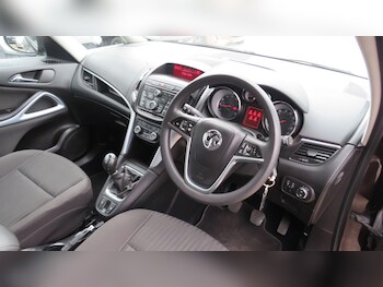 Used Vauxhall Zafira Tourer 2015 for sale - 78214844: Photo