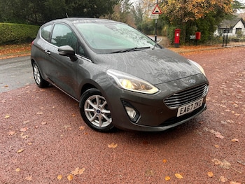 Used Ford Fiesta 2017 for sale - 76527406: Photo