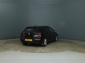 Used Vauxhall Astra 2018 for sale - 75634141: Photo