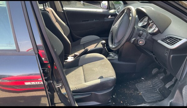 Used Peugeot 207 2009 for sale - 75599921: Photo 5