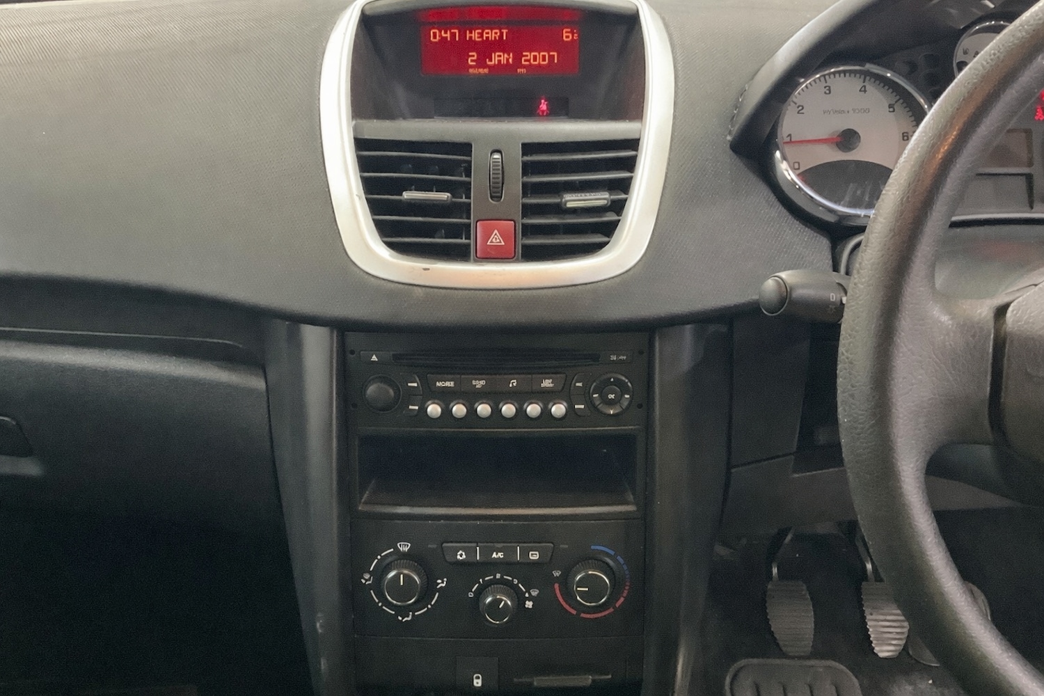 Used Peugeot 207 2010 for sale - 77213804: Photo 7