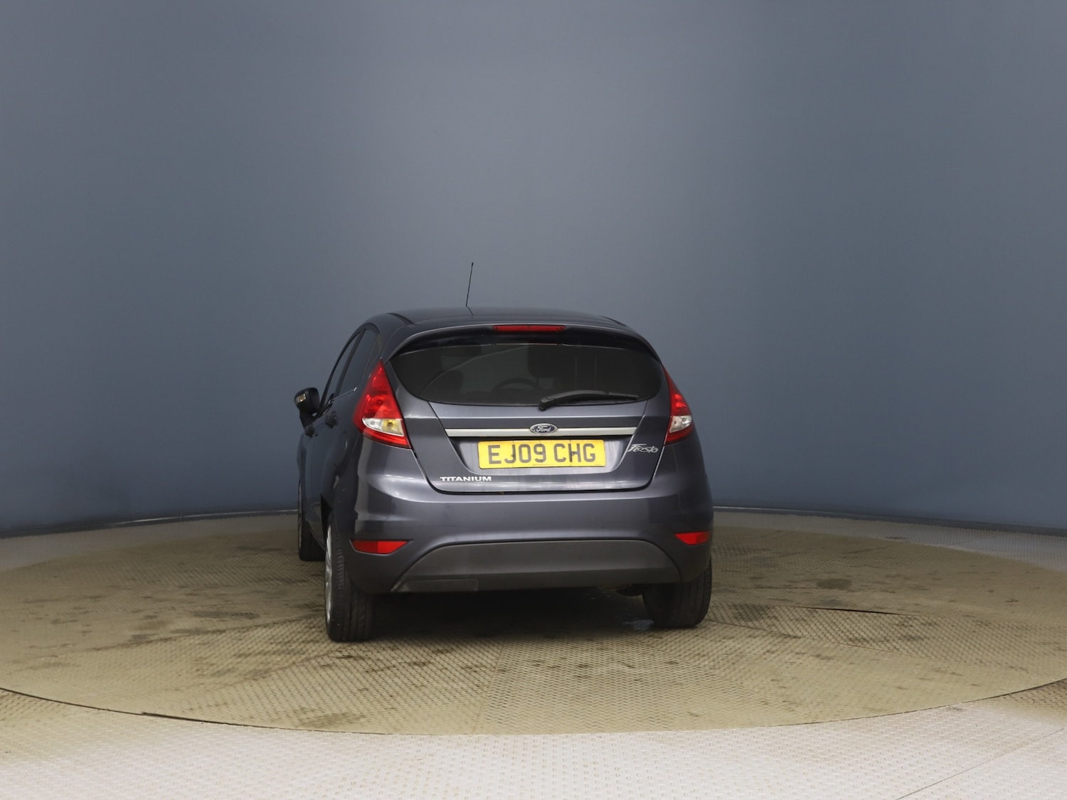 Used Ford Fiesta 2009 for sale - 77047924: Photo 2