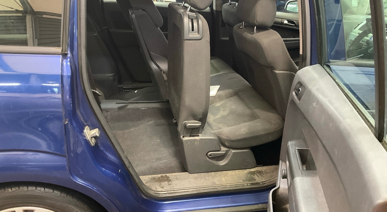 Used Vauxhall Zafira 2009 for sale - 76284451: Photo 8