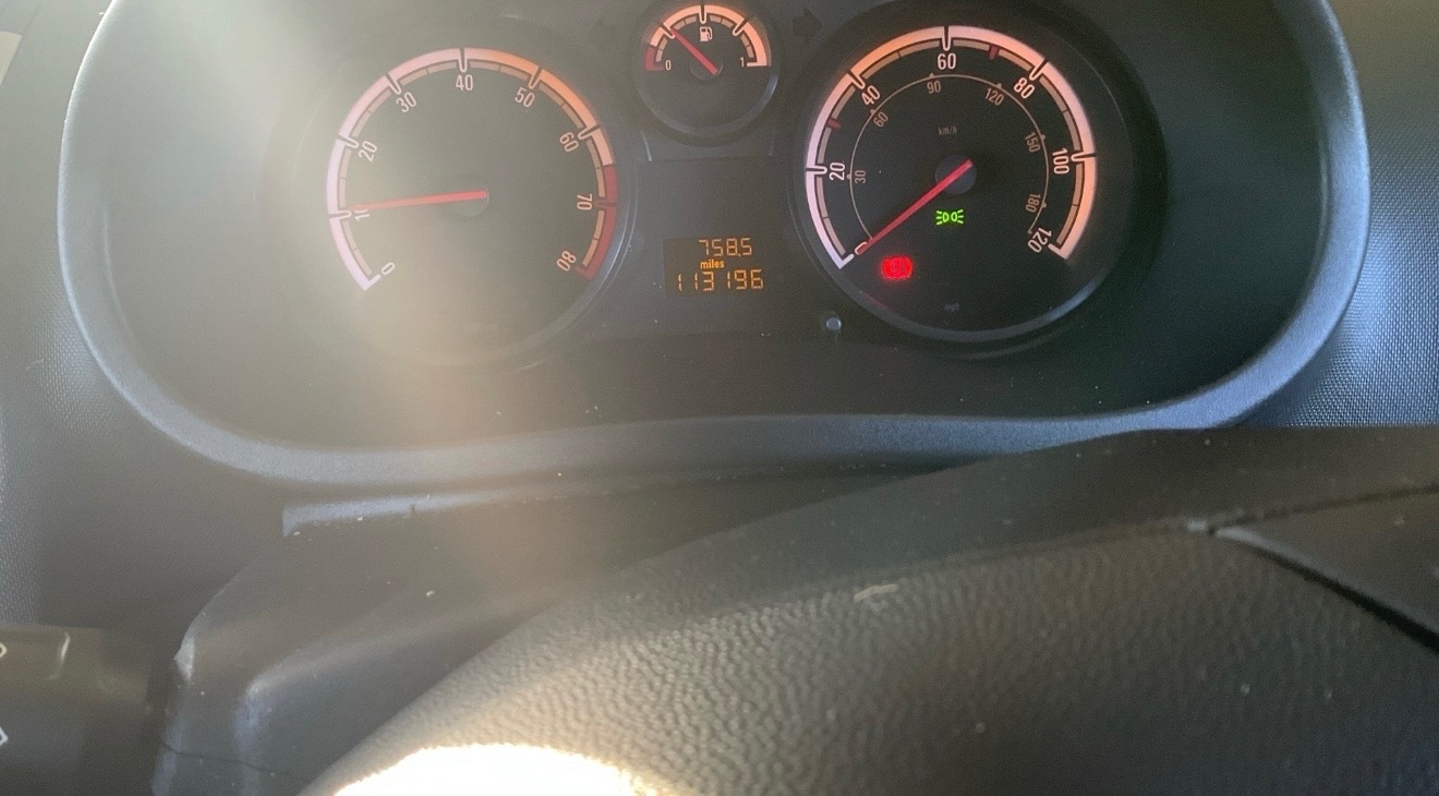 Used Vauxhall Corsa 2012 for sale - 77370985: Photo 6