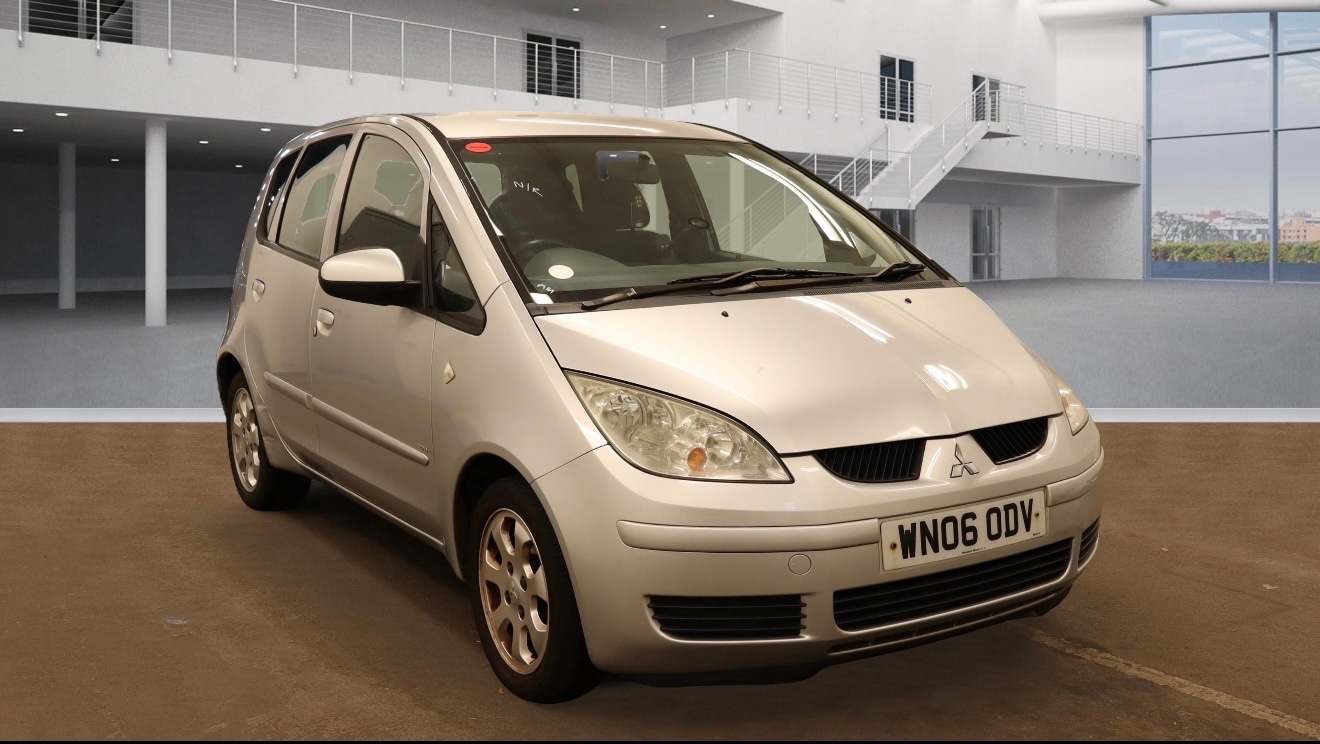 Used Mitsubishi Colt 2006 for sale - 75945102: Photo 1