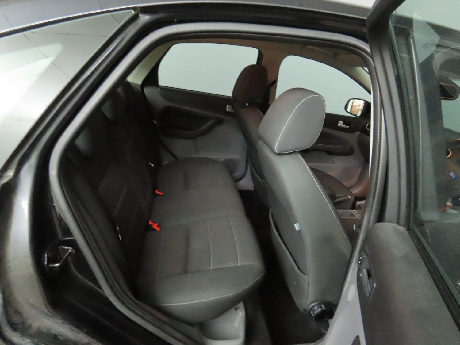 Used Ford Focus 2009 for sale - 76964311: Photo 3