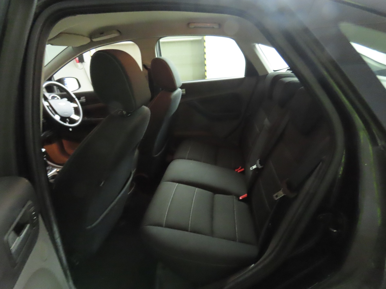 Used Ford Focus 2009 for sale - 76964311: Photo 4