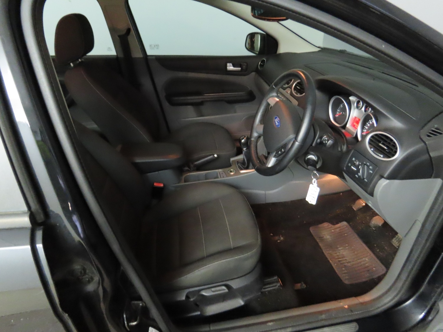 Used Ford Focus 2009 for sale - 76964311: Photo 6