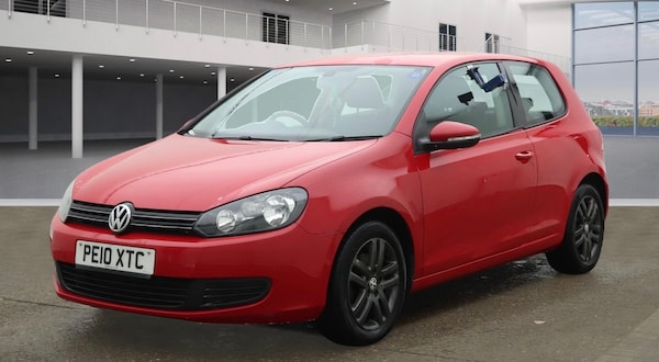 Used Volkswagen Golf 2010 for sale - 76285143: Photo 2