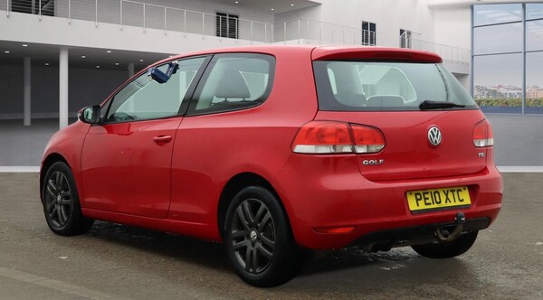 Used Volkswagen Golf 2010 for sale - 76285143: Photo 3
