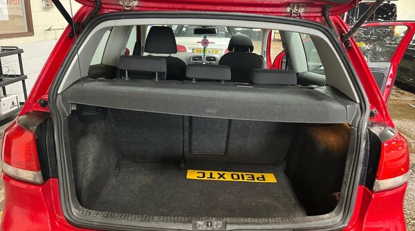 Used Volkswagen Golf 2010 for sale - 76285143: Photo 7