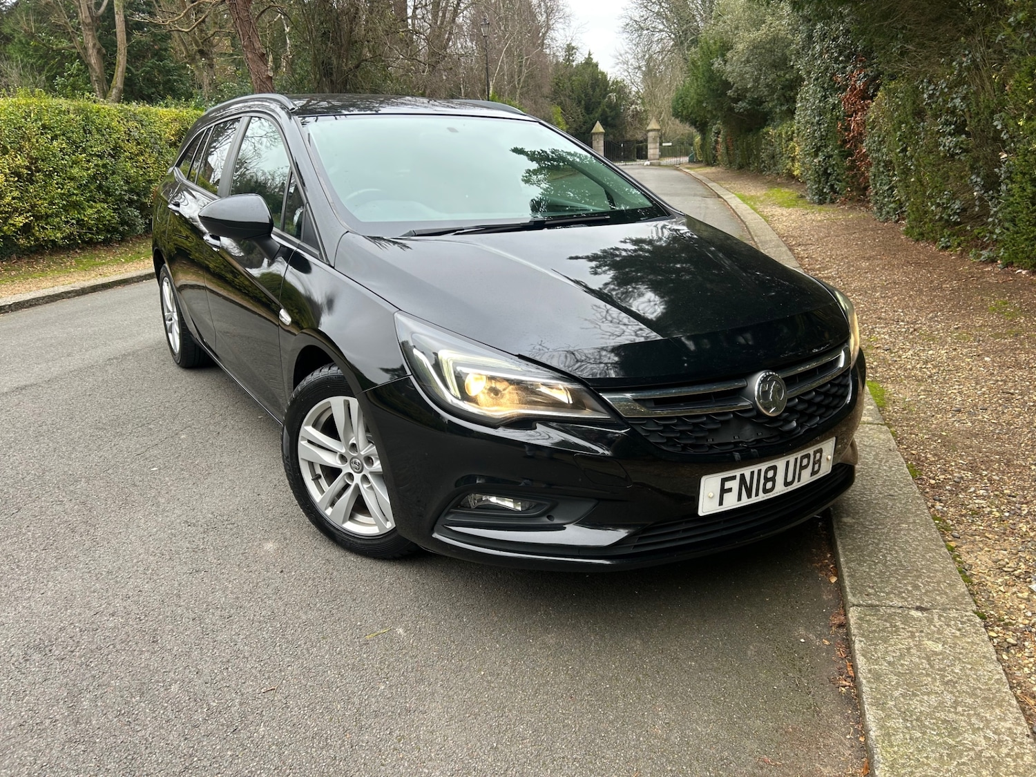 Used Vauxhall Astra 2018 for sale - 77051813: Photo 1
