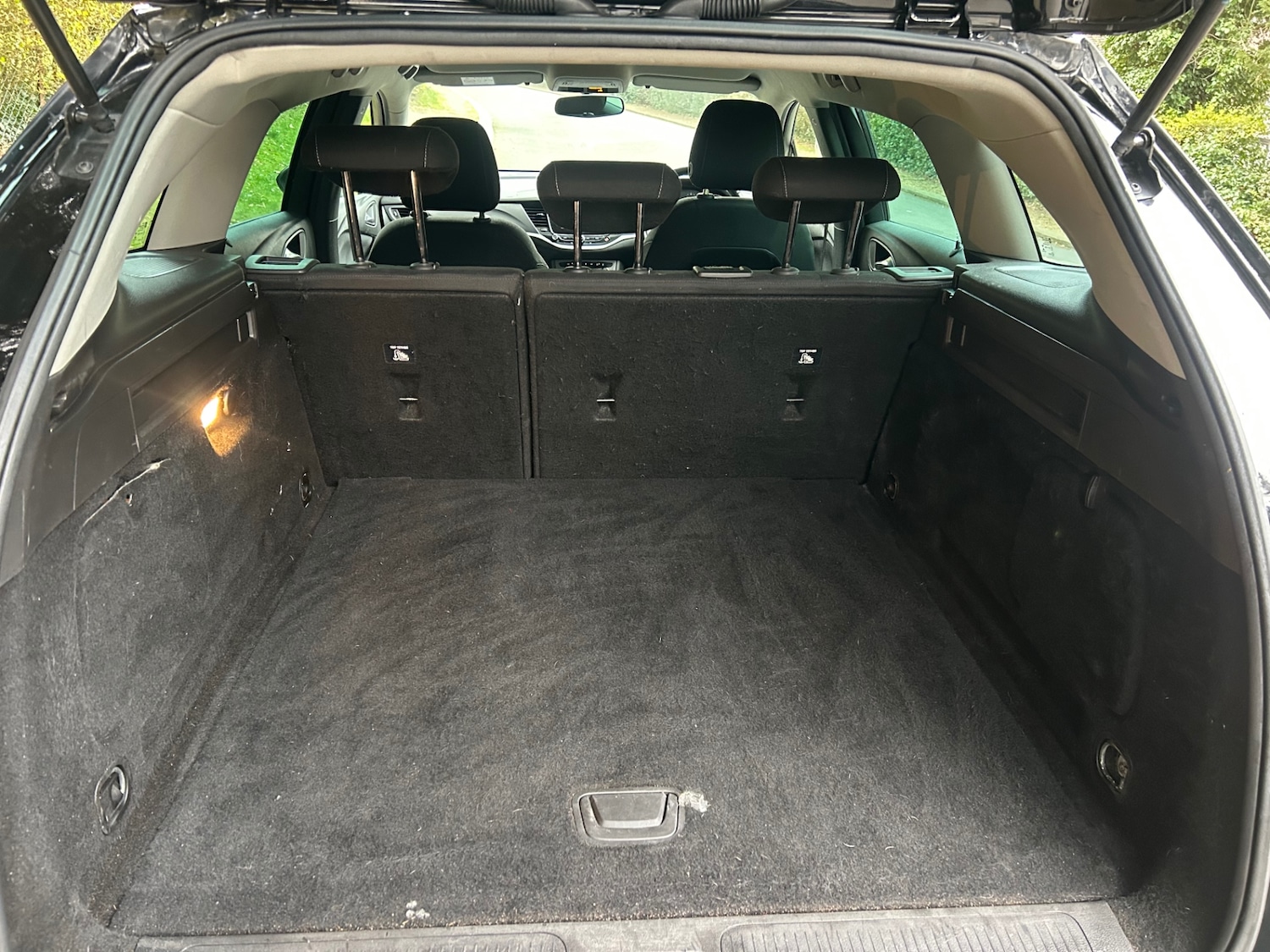 Used Vauxhall Astra 2018 for sale - 77051813: Photo 2