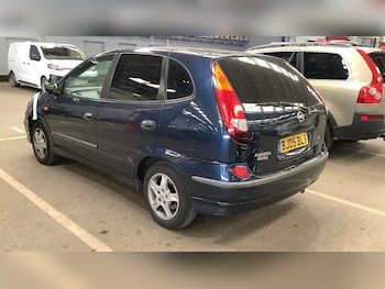 Used Nissan Almera Tino 2005 for sale - 76285156: Photo