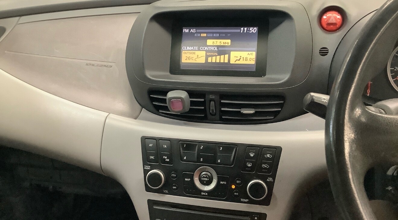 Nissan Almera Tino 2005 (05) - 1.8 SE 5dr Auto - Image 9