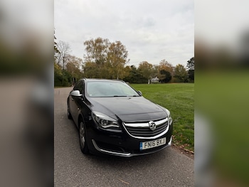 Vauxhall - Insignia
