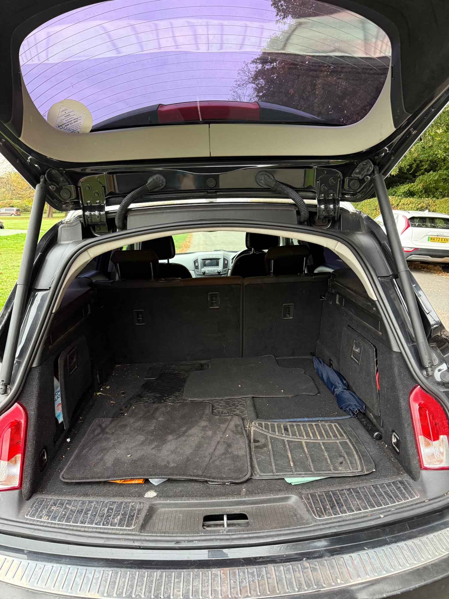 Used Vauxhall Insignia 2016 for sale - 76302618: Photo 8