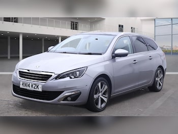 Used Peugeot 308 2014 for sale - 76258143: Photo