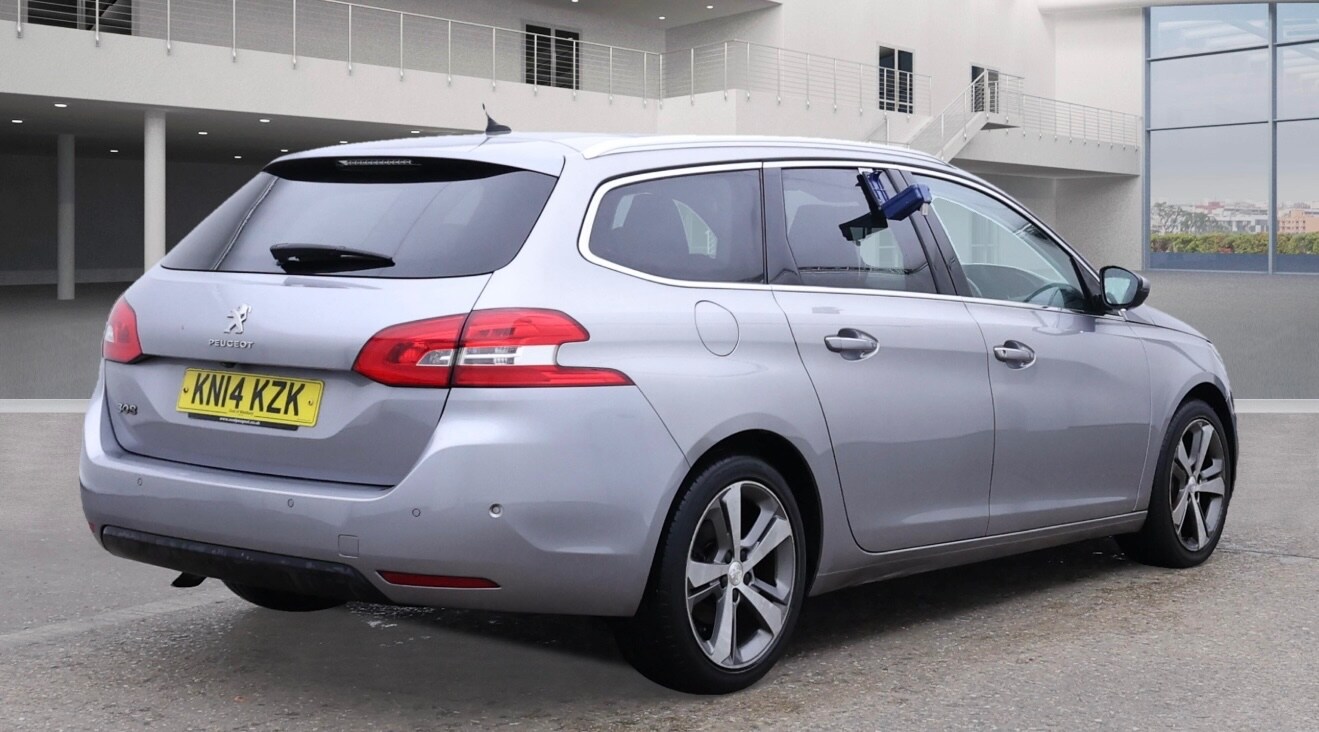 Used Peugeot 308 2014 for sale - 76258143: Photo 4