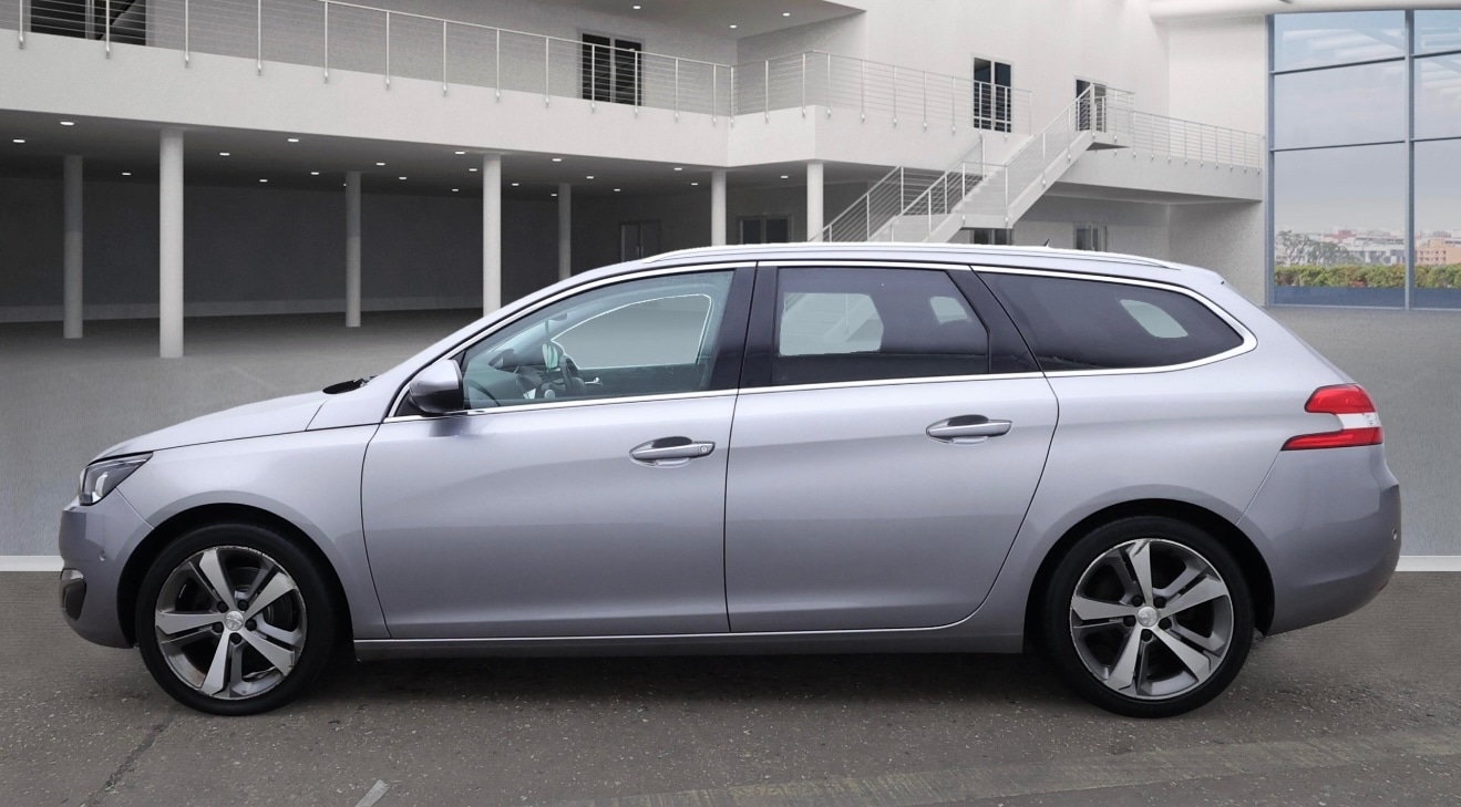 Used Peugeot 308 2014 for sale - 76258143: Photo 6