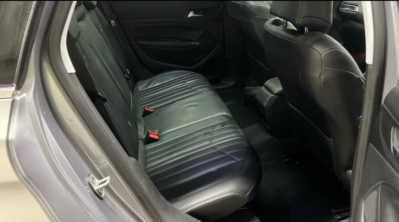 Used Peugeot 308 2014 for sale - 76258143: Photo 8