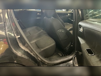 Used Peugeot 207 2011 for sale - 76536880: Photo