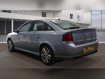 Used Vauxhall Vectra 2007 for sale - 75645496: Photo