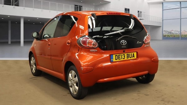 Used Toyota AYGO 2013 for sale - 76258144: Photo 2