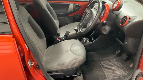 Used Toyota AYGO 2013 for sale - 76258144: Photo 5