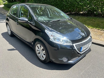 Used Peugeot 208 2013 for sale - 75531045: Photo