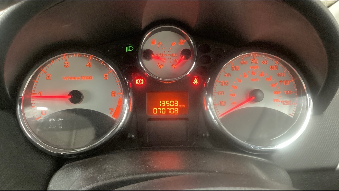 Used Peugeot 207 2011 for sale - 76577537: Photo 5