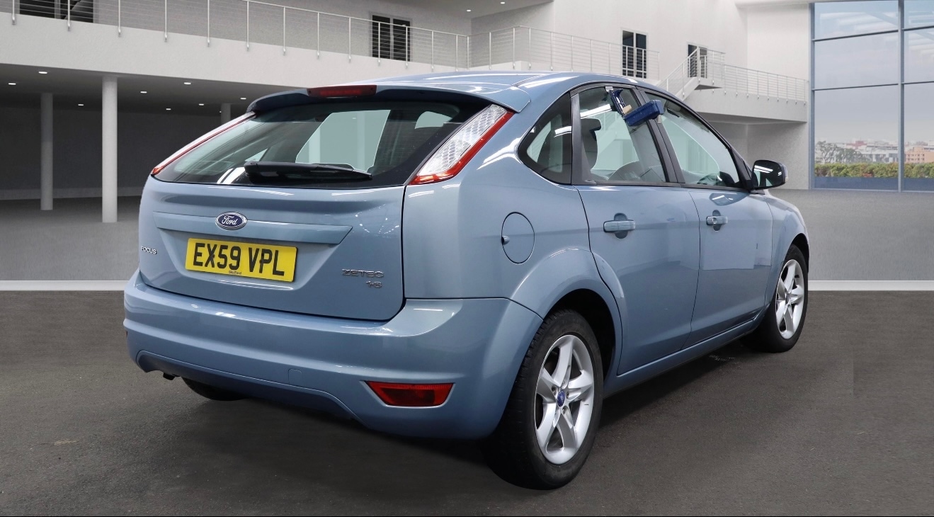 Used Ford Focus 2009 for sale - 76545520: Photo 4