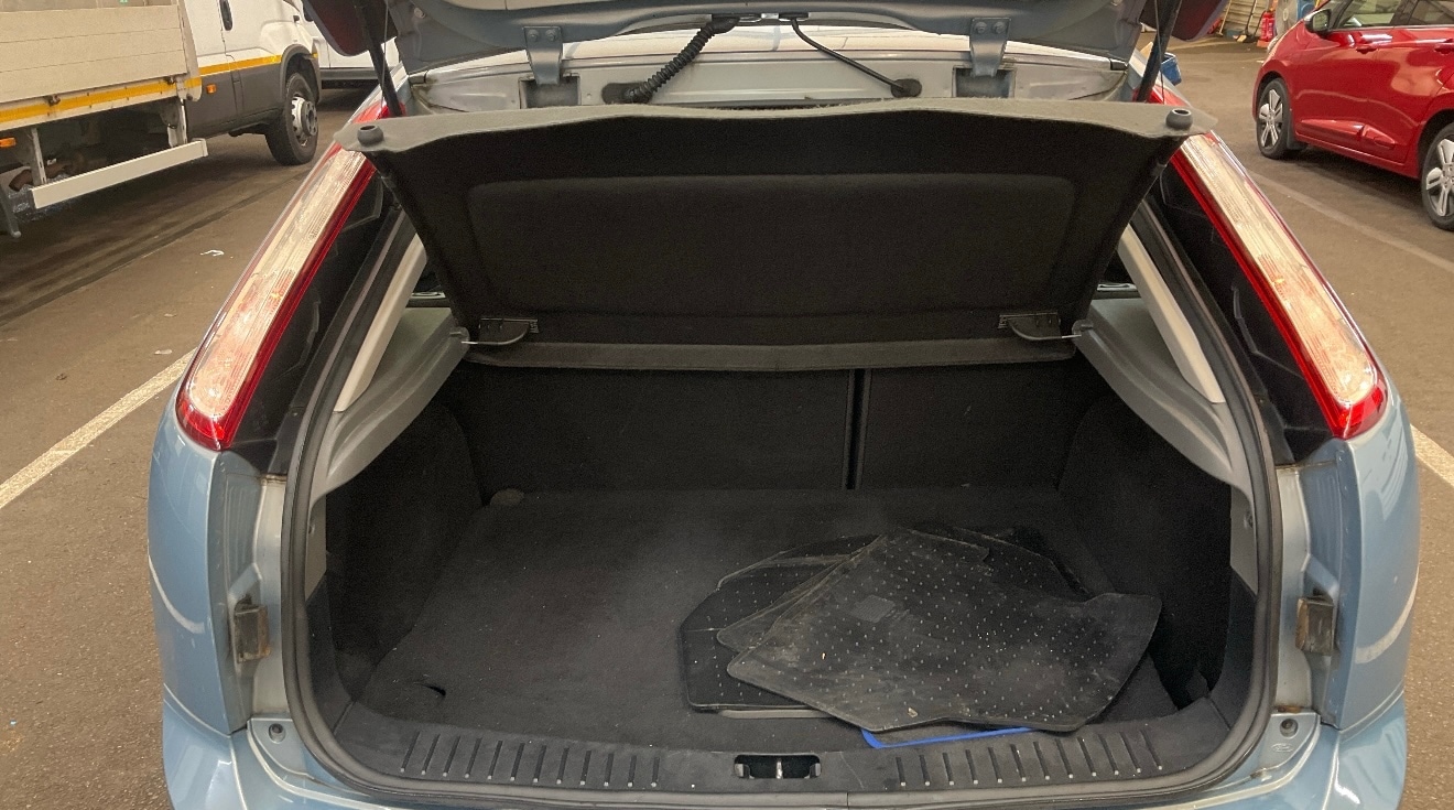 Used Ford Focus 2009 for sale - 76545520: Photo 7