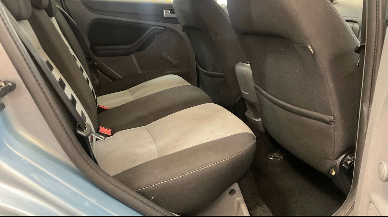 Used Ford Focus 2009 for sale - 76545520: Photo 8