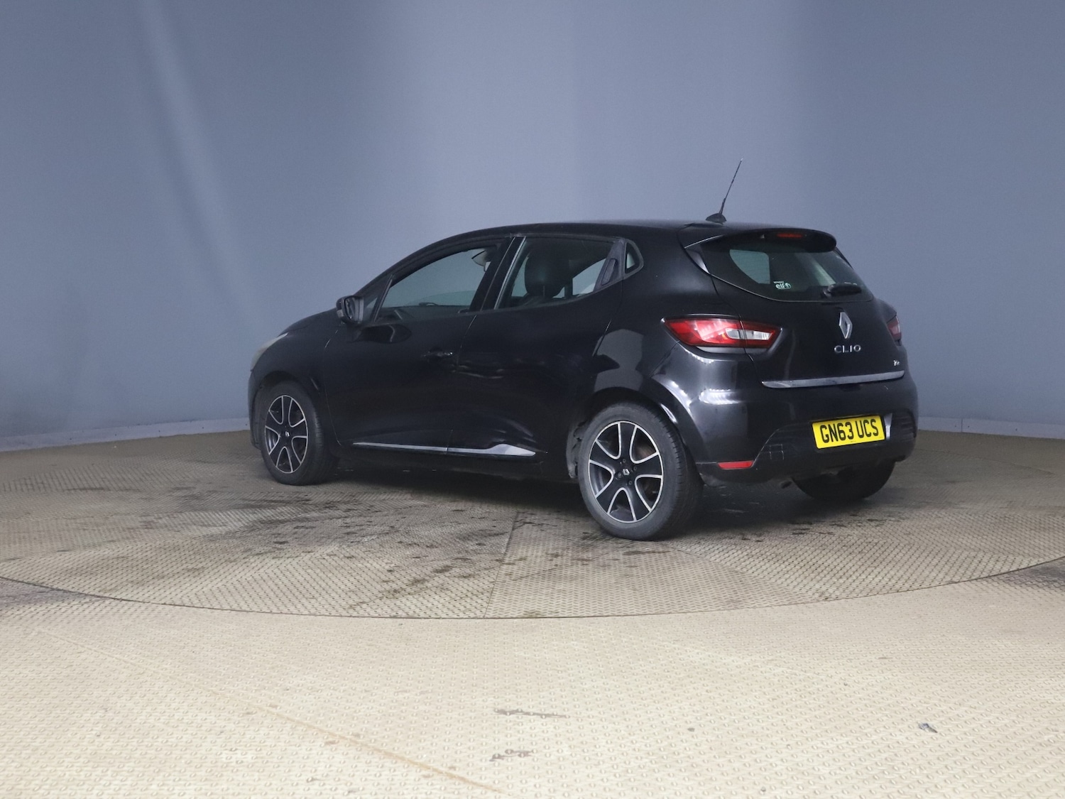 Used Renault Clio 2013 for sale - 76347477: Photo 3