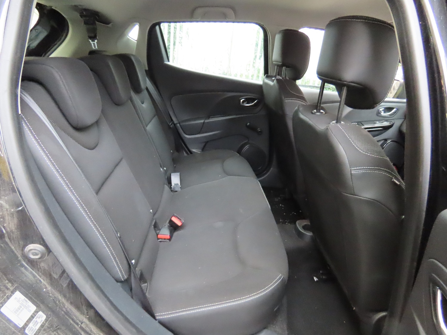 Used Renault Clio 2013 for sale - 76347477: Photo 5