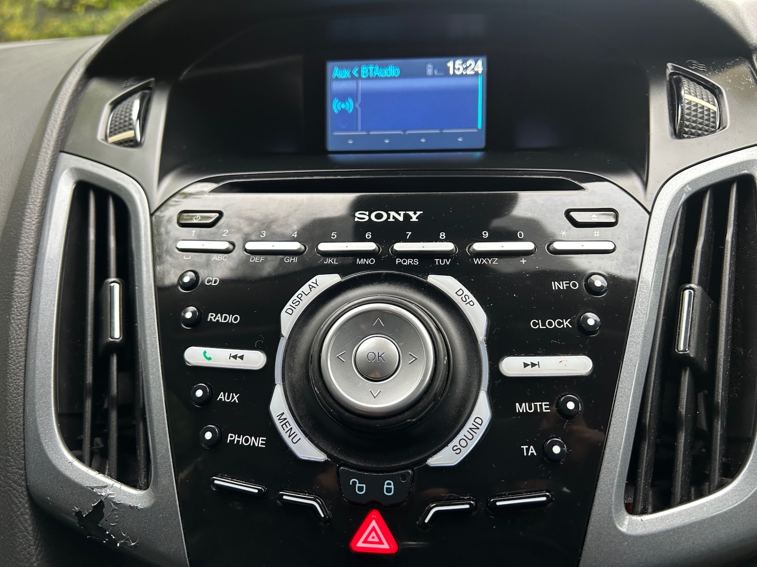 Used Ford Focus 2011 for sale - 76853935: Photo 11