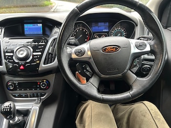 Used Ford Focus 2011 for sale - 76853935: Photo